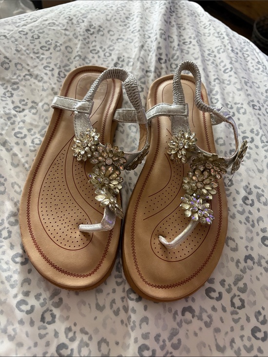 forever s Shoes - Women's Comfort Silver Jeweled T-Strap Sandals - 10